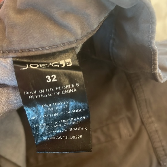 Joe’s jeans khakis lightly used one small hole in leg area - Picture 4 of 8